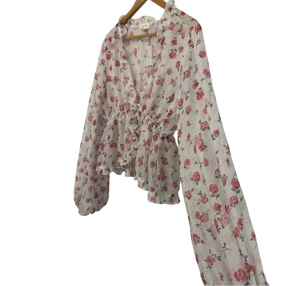 Women's Large Cropped Chiffon Sheer Rose Floral Ruffled Cottage Soft Casual Top - Picture 3 of 4
